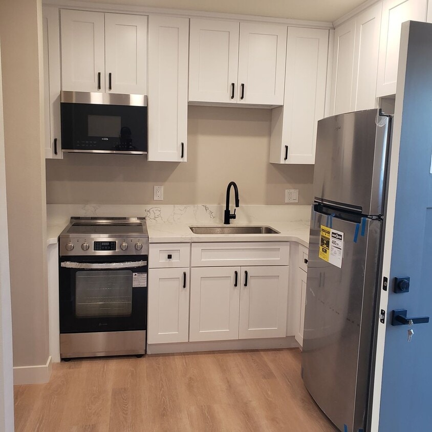 Photo - BRAND NEW 1bed 1 bath ADU 6861 Yellowstone Dr. Riverside