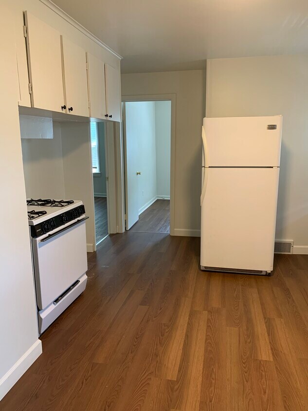 38 Sheridan St, Chicopee, MA 01020 Apartments in Chicopee, MA