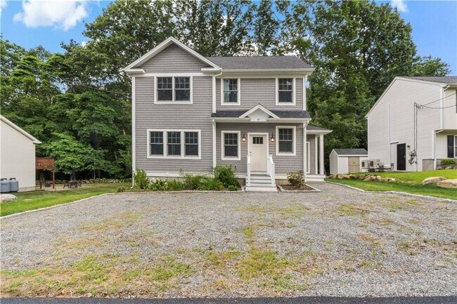 Building Photo - 97 Winterberry Rd