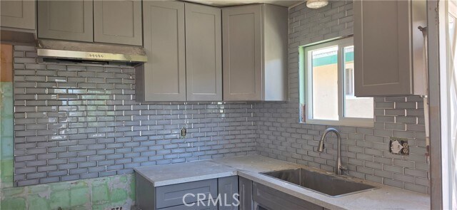 Foto del edificio - 25526 Jade Rd