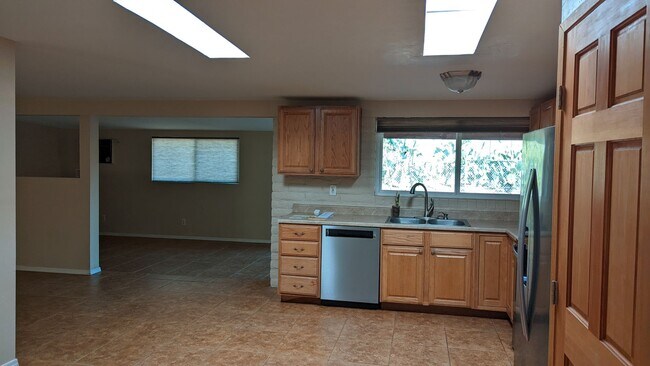Foto del edificio - Eastside Carriage Hill Neighborhood Rental