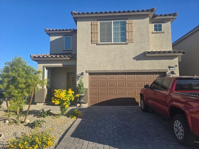 Building Photo - 3754 Coleus Ave