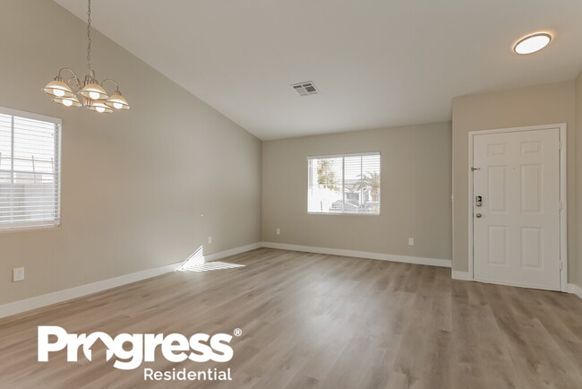 Building Photo - 1212 Autumn Ridge Cir