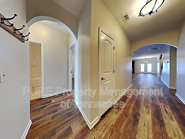 Building Photo - 1684 Stonewater Dr