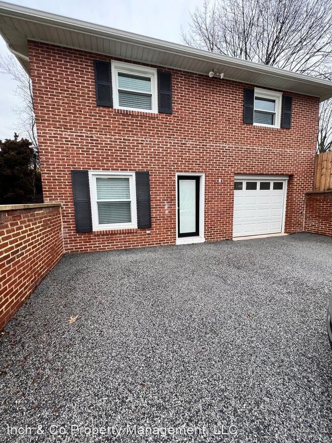 Building Photo - 3 br, 1 bath House - 2301 Derry Rd