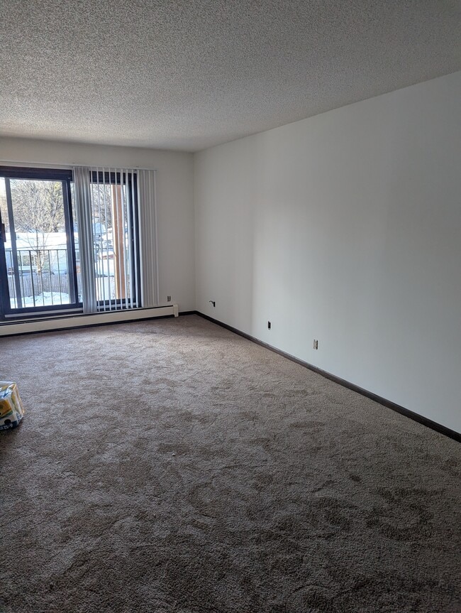 Building Photo - Wright Way Property