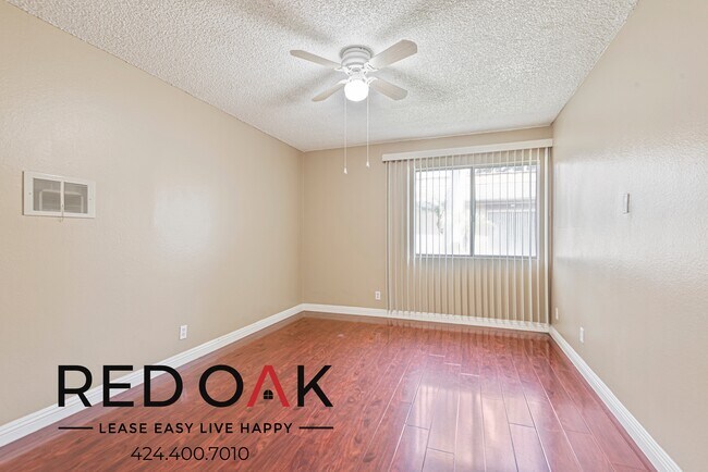 Foto del edificio - 17341 Hurley St
