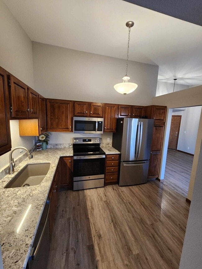 Building Photo - 130 Teton Ln