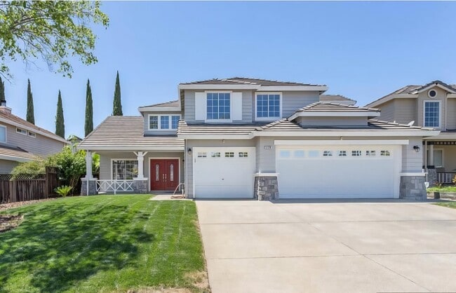 Building Photo - 5108 Equestrian Way