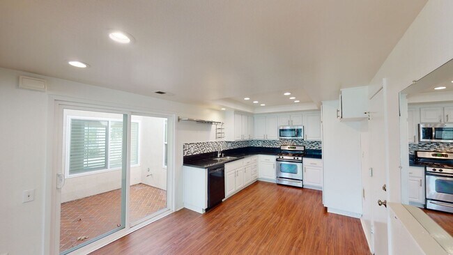 Foto del edificio - 5524 Pablo Rd