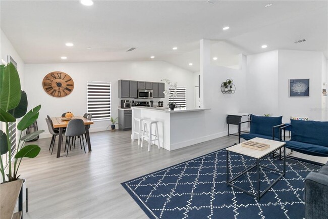 Foto del edificio - 7803 Laurel Oak Ln