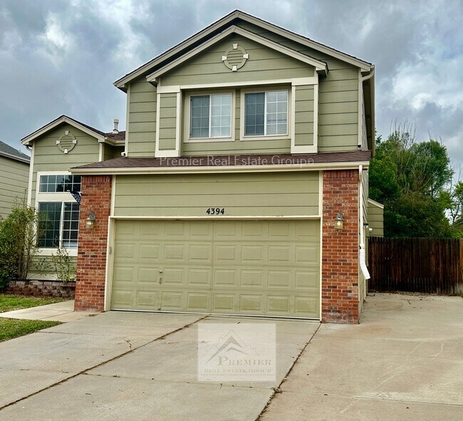 Photo - 4394 Gunbarrel Dr House