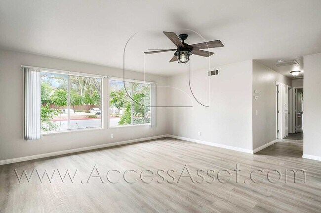 Foto del edificio - Charming 3 Bed/2 Bath Home in Murrieta!