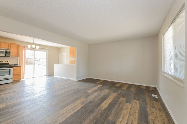 Building Photo - 5538 Tulsa Way