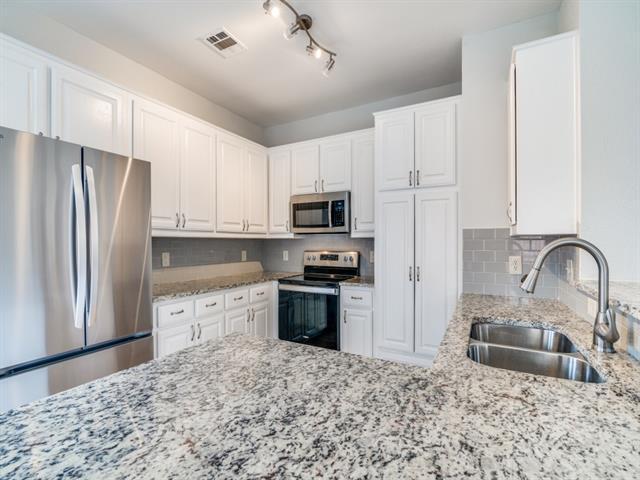 Foto del edificio - 4504 Lee St