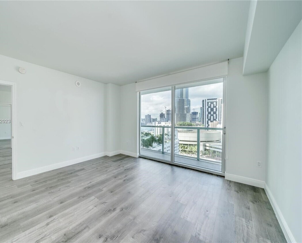 Foto del edificio - 500 Brickell Ave