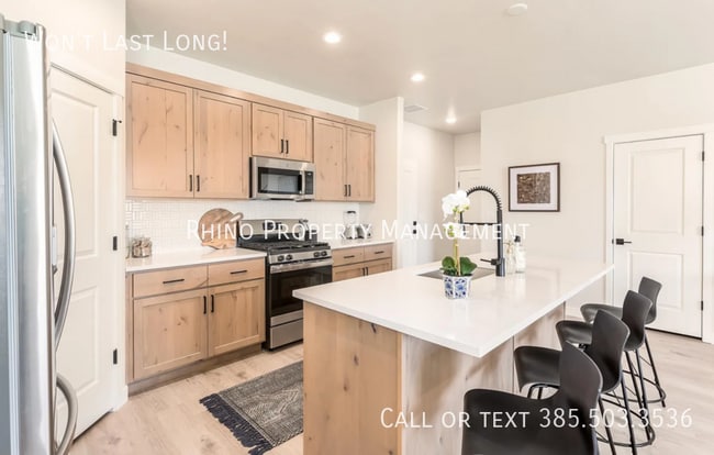 Foto del edificio - 593 S 1020 W