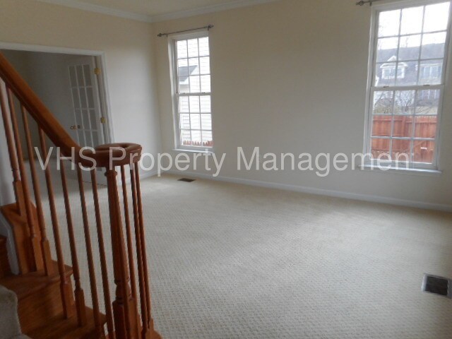 Building Photo - 487 Blossom Tree Rd