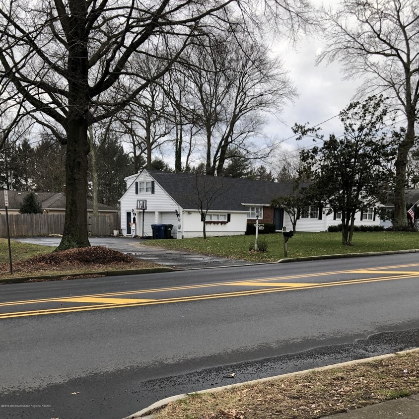 Primary Photo - 412 Deal Rd