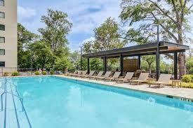 Foto principal - 2025 Peachtree Rd NE