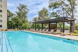 Primary Photo - 2025 Peachtree Rd NE