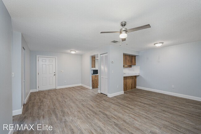 Building Photo - 2 br, 1 bath House - 1472 Croftwood Cr