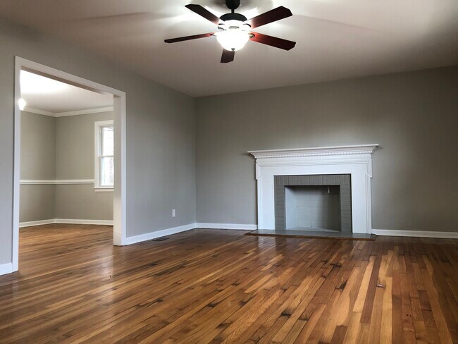 Foto del edificio - 3220 Glenview Ave