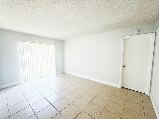 Foto del edificio - 4501 Treehouse Ln