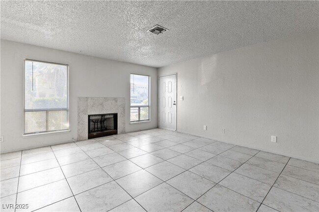 Foto del edificio - 4988 Newport Cove Dr