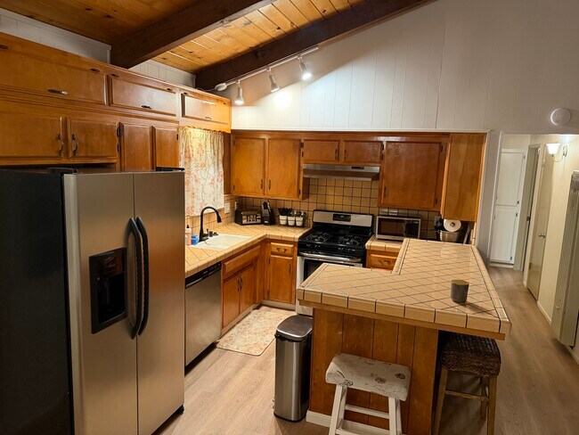 Foto del edificio - 6925 Cuddy Valley Rd