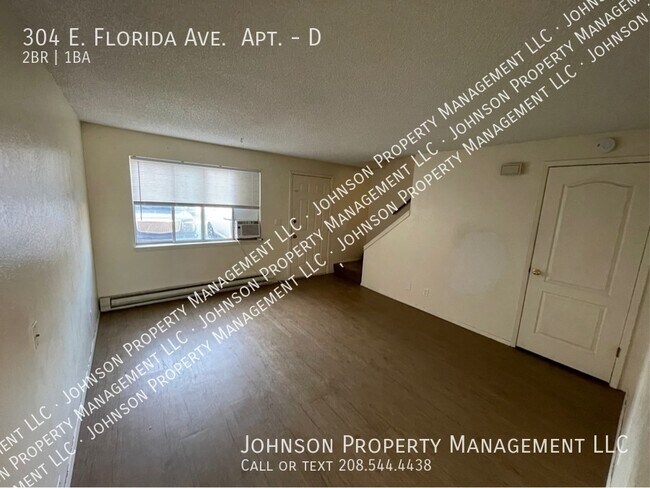 Building Photo - 2 bedroom townhome style property near Nam...
