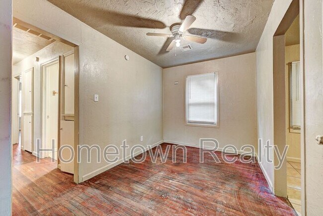 Foto del edificio - 410 E Steed Dr