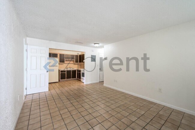 Foto del edificio - 6040 SW 26th St