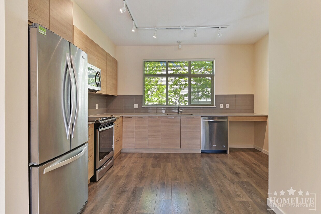 Photo principale - 18505 Laurensen Pl