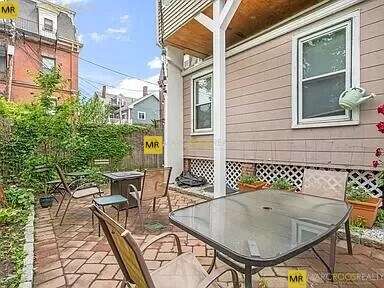 Primary Photo - 271 K St