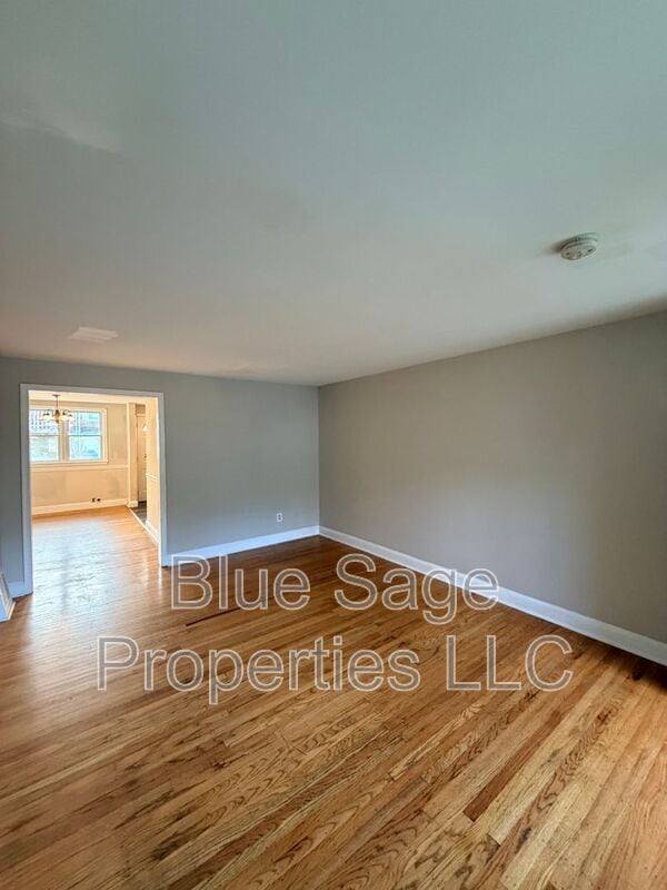 Building Photo - 531 S 4th St