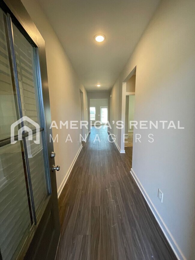 Foto del edificio - Home for Rent in Cullman, AL...AVAILABLE N...