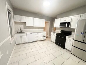 Building Photo - 14 Belknap St