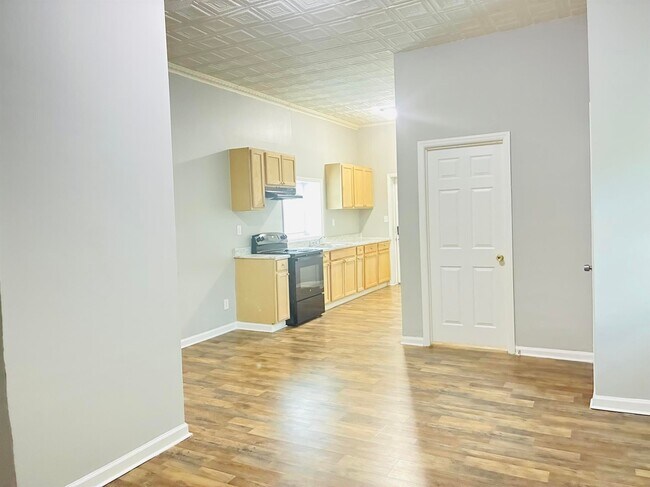 Foto del edificio - 401 S Gray St