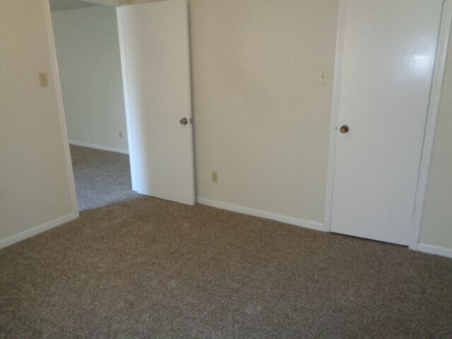 Foto del edificio - 5504 Deep Forest Dr