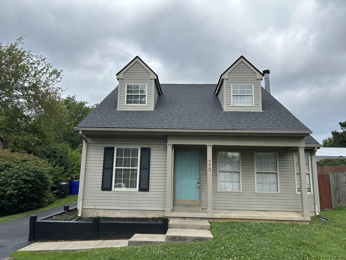 Primary Photo - 772 Orlean Cir