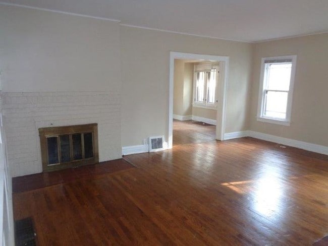 Building Photo - 439 North Ave