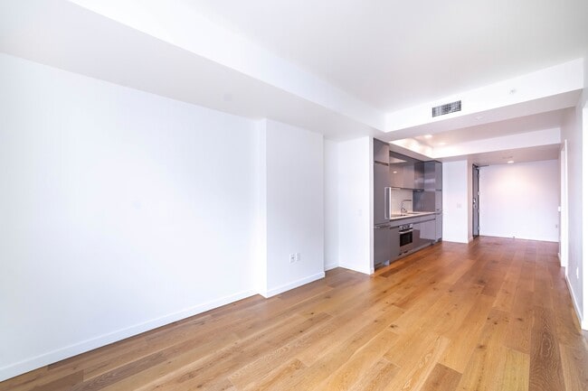 Foto del edificio - 1808 Minor Ave