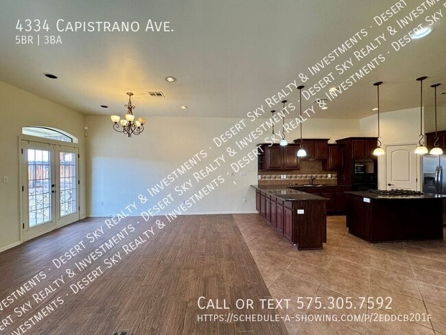 Building Photo - 4334 Capistrano Ave