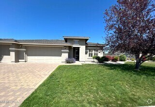 Building Photo - 5021 Chevalier Dr
