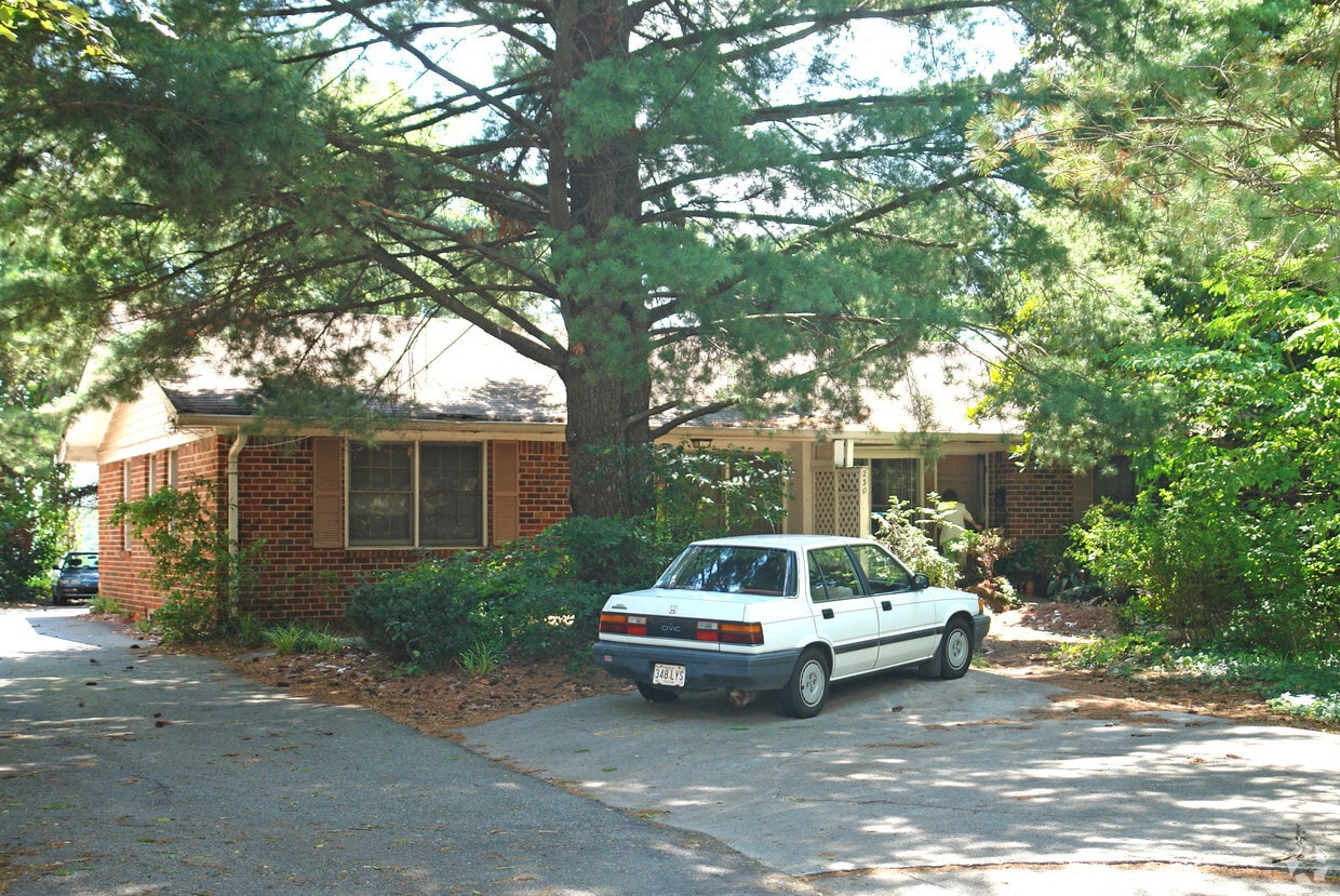 Primary Photo - 230 Sandy Springs Pl