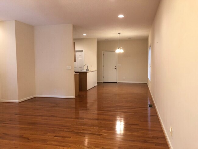 Foto del edificio - 211 Allison Ln
