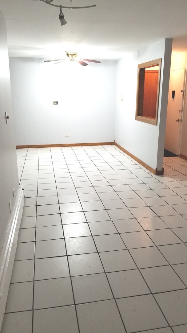 864 Winesap Ct, Prospect Heights, IL 60070 Condo for Rent in Prospect