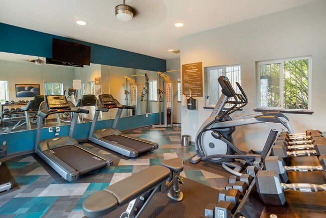 Building Photo - Foothill - Twin Creeks Condos