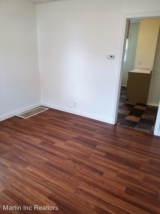 Foto del edificio - 1 br, 1 bath House - 214 Blowers Ave